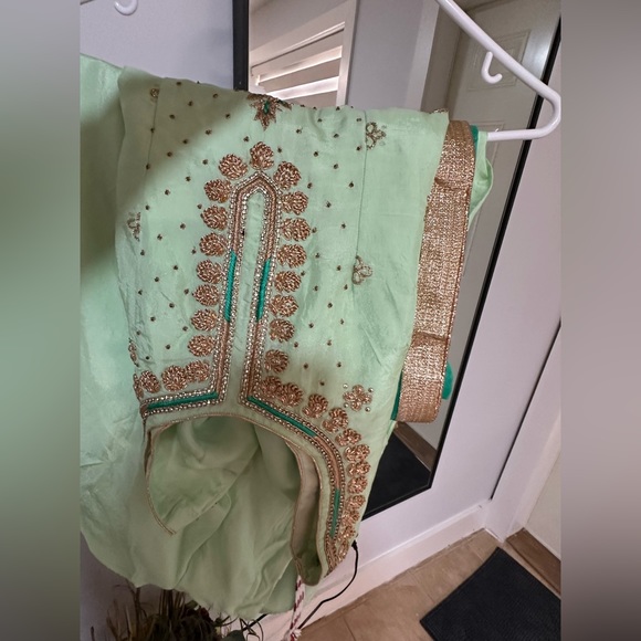 Punjabi suit - Picture 6 of 6